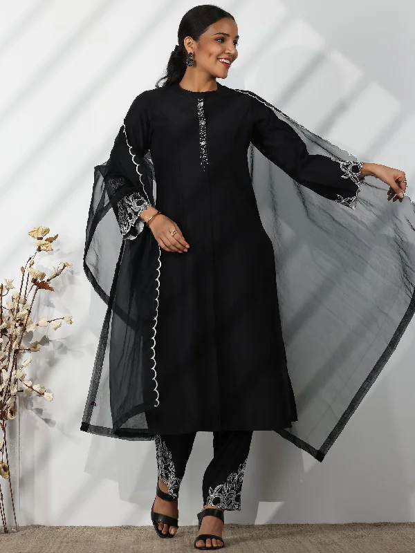 Celebrity Must-have Black Solid Silk Blend Straight Suit With Dupatta