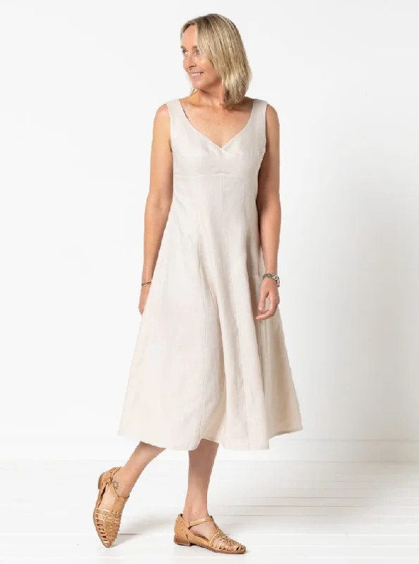 Bottom And Versatile Style Arc Sabrina Woven Dress