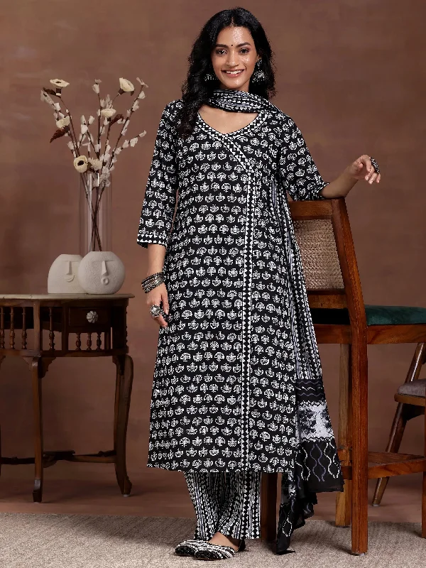 Knowledge And Elegance Black Printed Cotton Straight Suit With Dupatta